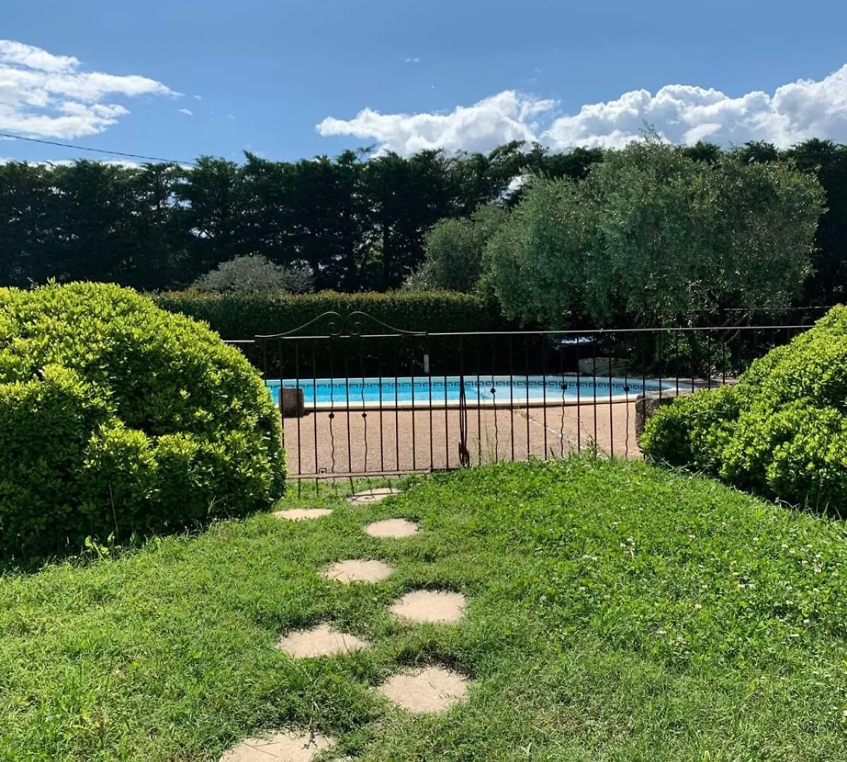 F5 House With Private Pool In Chateaurenard 0*,  France