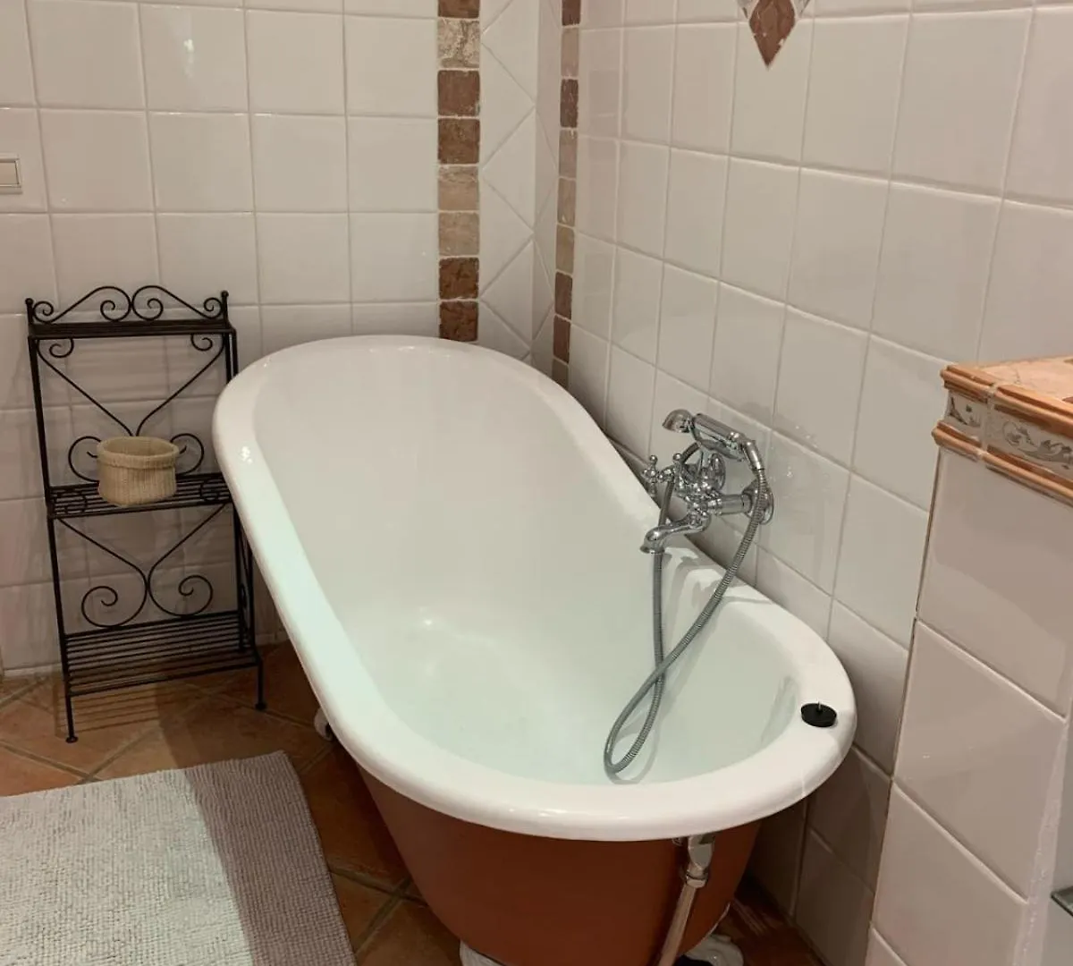 F5 House With Private Pool In Chateaurenard 0*,